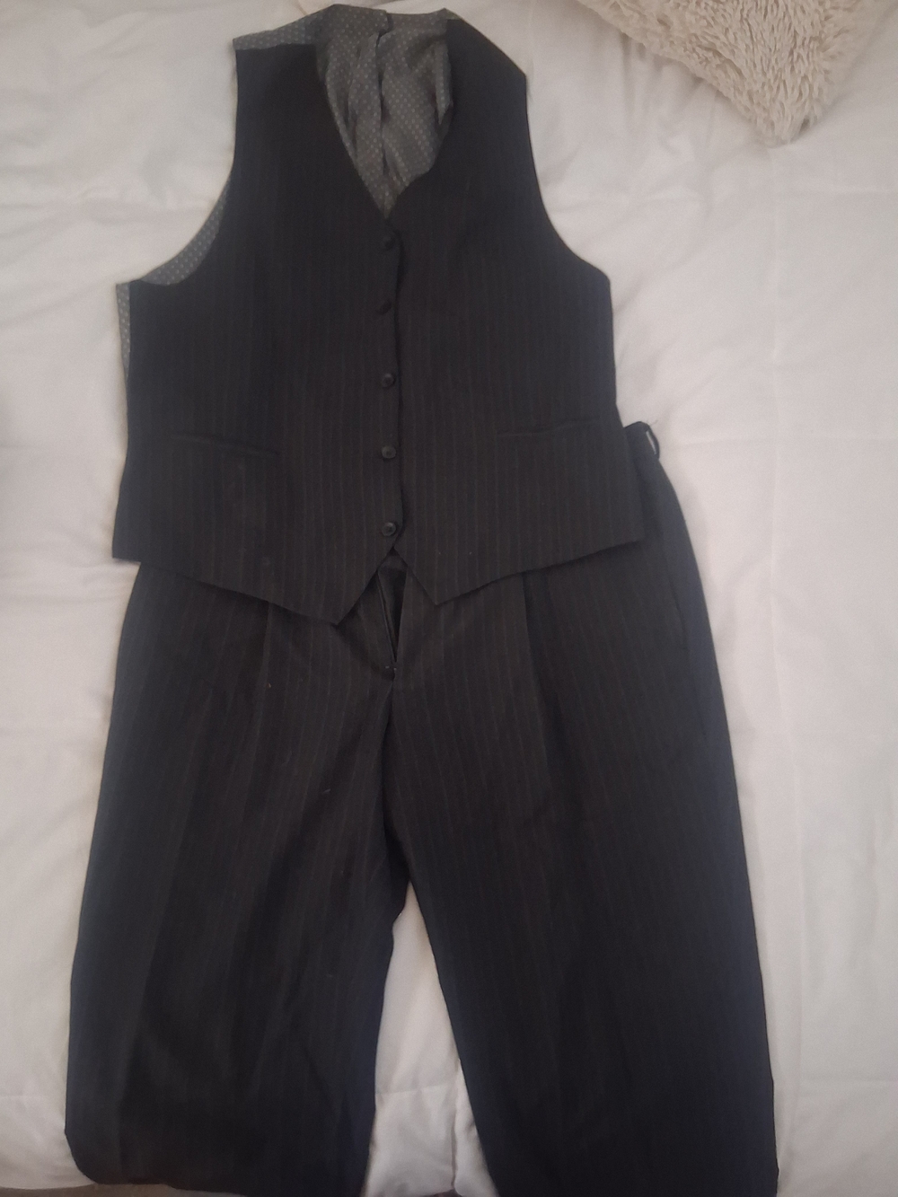 jf j.ferrar Black Pinstripe Suit With Vest Set